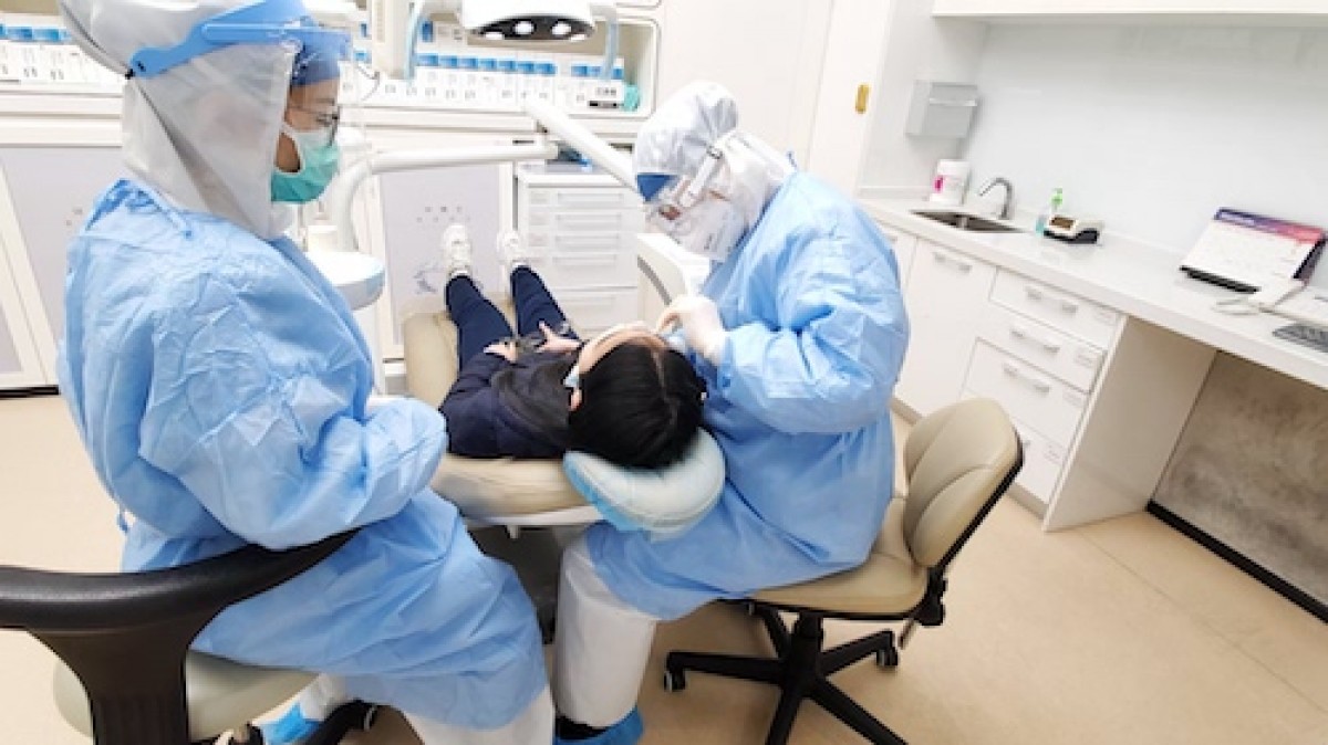 $20 Teeth Cleaning? Why Expats are Flocking to Chinese Dentists